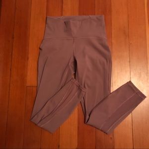 Lululemon train times